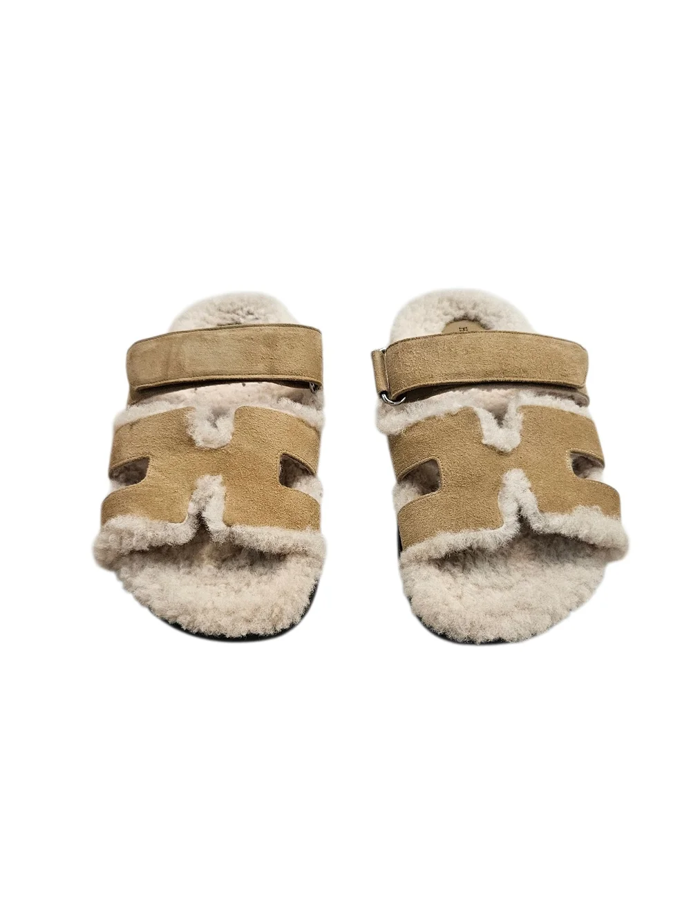 Hermès Chypre ShearlingTechno Sandal Beige Albatre/Ecru Shearling and Suede
